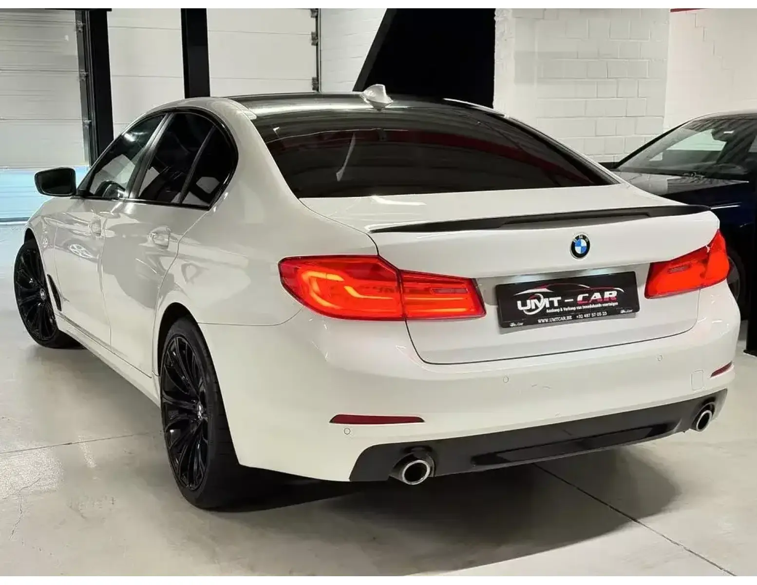 BMW 520i Automaat|99.000KmSportLine|Leder|Navi|Garantie|