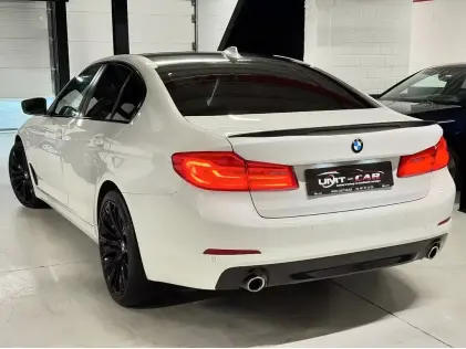 BMW 520i Automaat|99.000KmSportLine|Leder|Navi|Garantie|