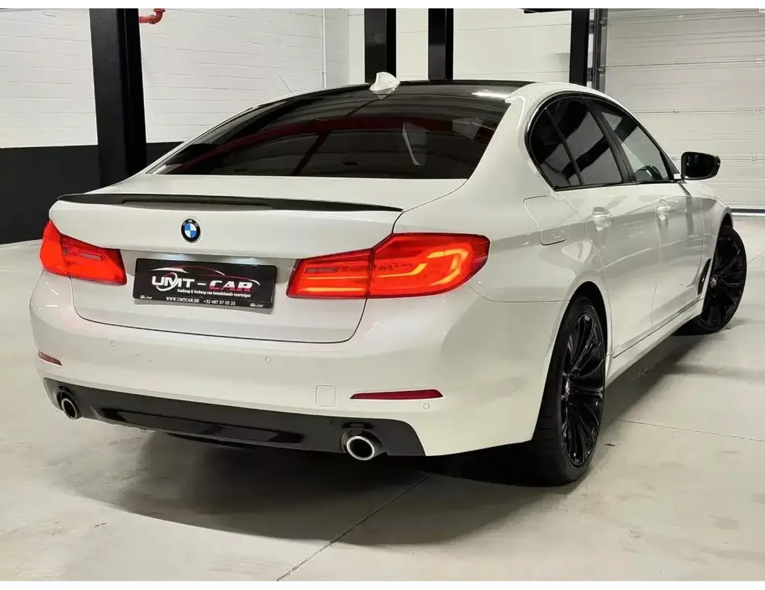 BMW 520i Automaat|99.000KmSportLine|Leder|Navi|Garantie|