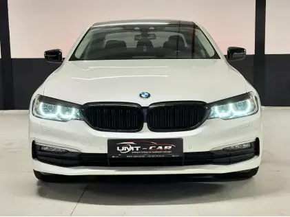 BMW 520i Automaat|99.000KmSportLine|Leder|Navi|Garantie|