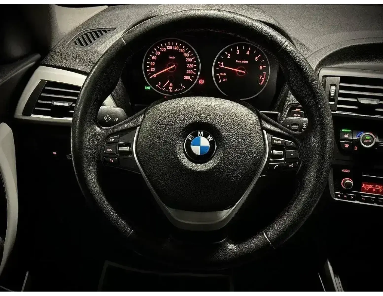 BMW 114i | Premium Hatchback | Handgeschakeld | 105 PK