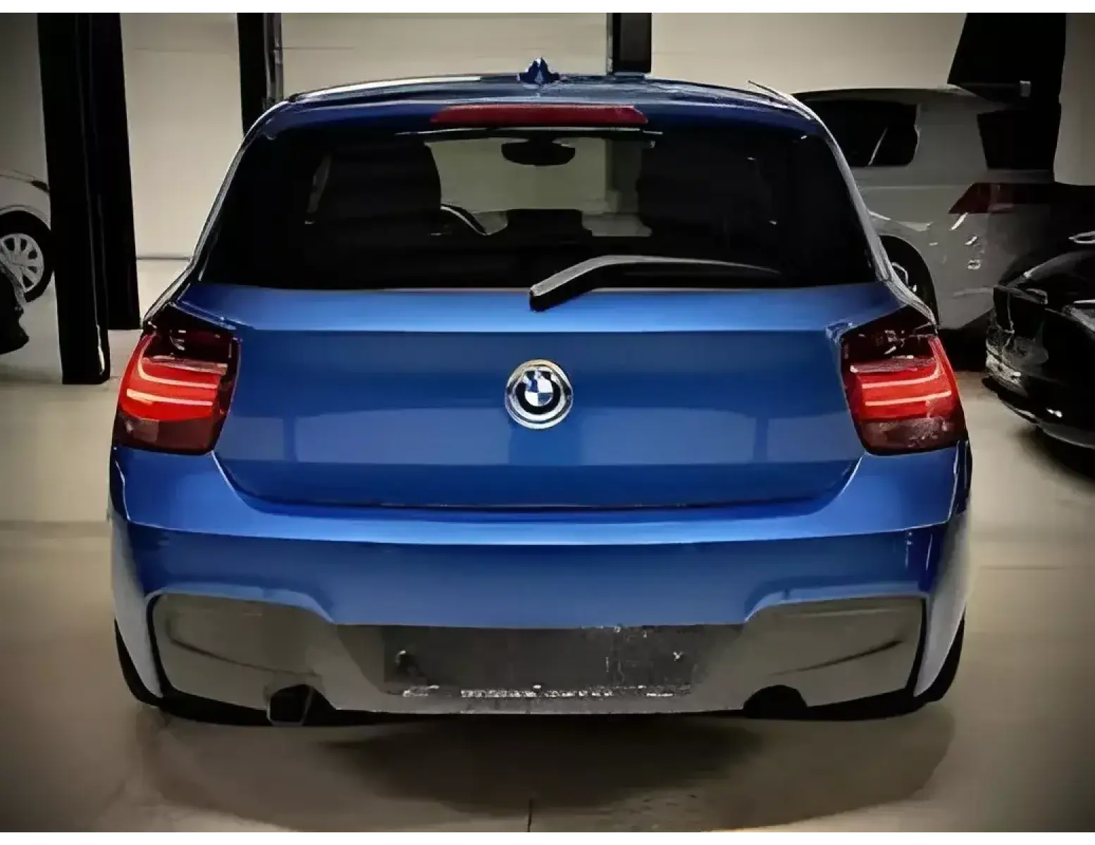 BMW 118i Benzine – Luxe & Comfort met Opendak en Navi!