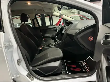 FORD FOCUS 1.0i EcoBoost