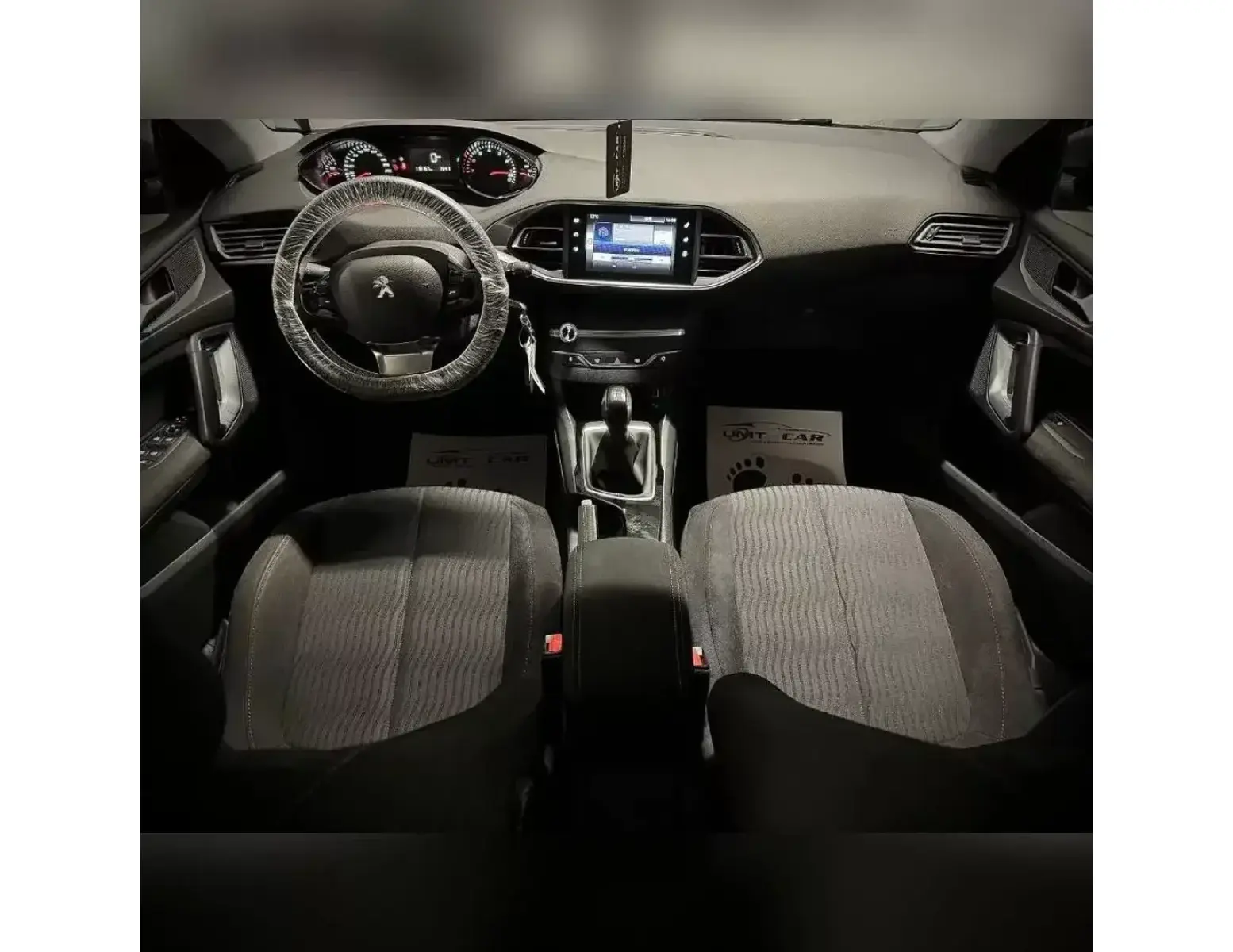 Peugeot 308 1.2i PureTech – Zeer Proper & Compleet Uitgerust!