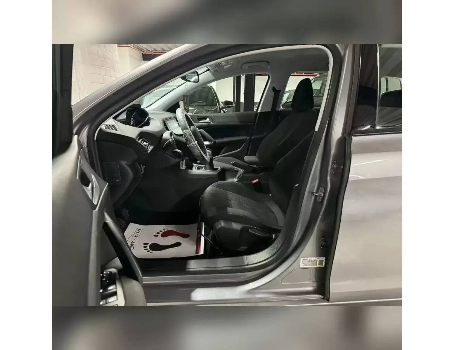 Peugeot 308 1.2i PureTech – Zeer Proper & Compleet Uitgerust!