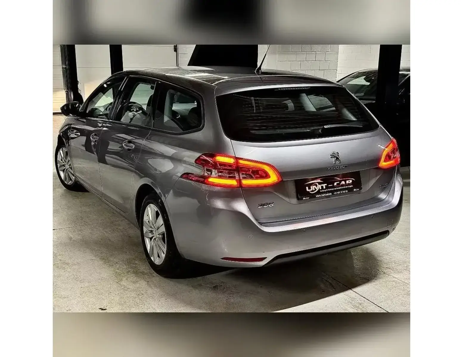 Peugeot 308 1.2i PureTech – Zeer Proper & Compleet Uitgerust!