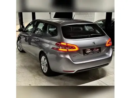 Peugeot 308 1.2i PureTech – Zeer Proper & Compleet Uitgerust!