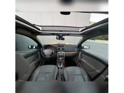 RENAULT CLIO 1.6i AUTOMAAT BENZINE PANO LEDER