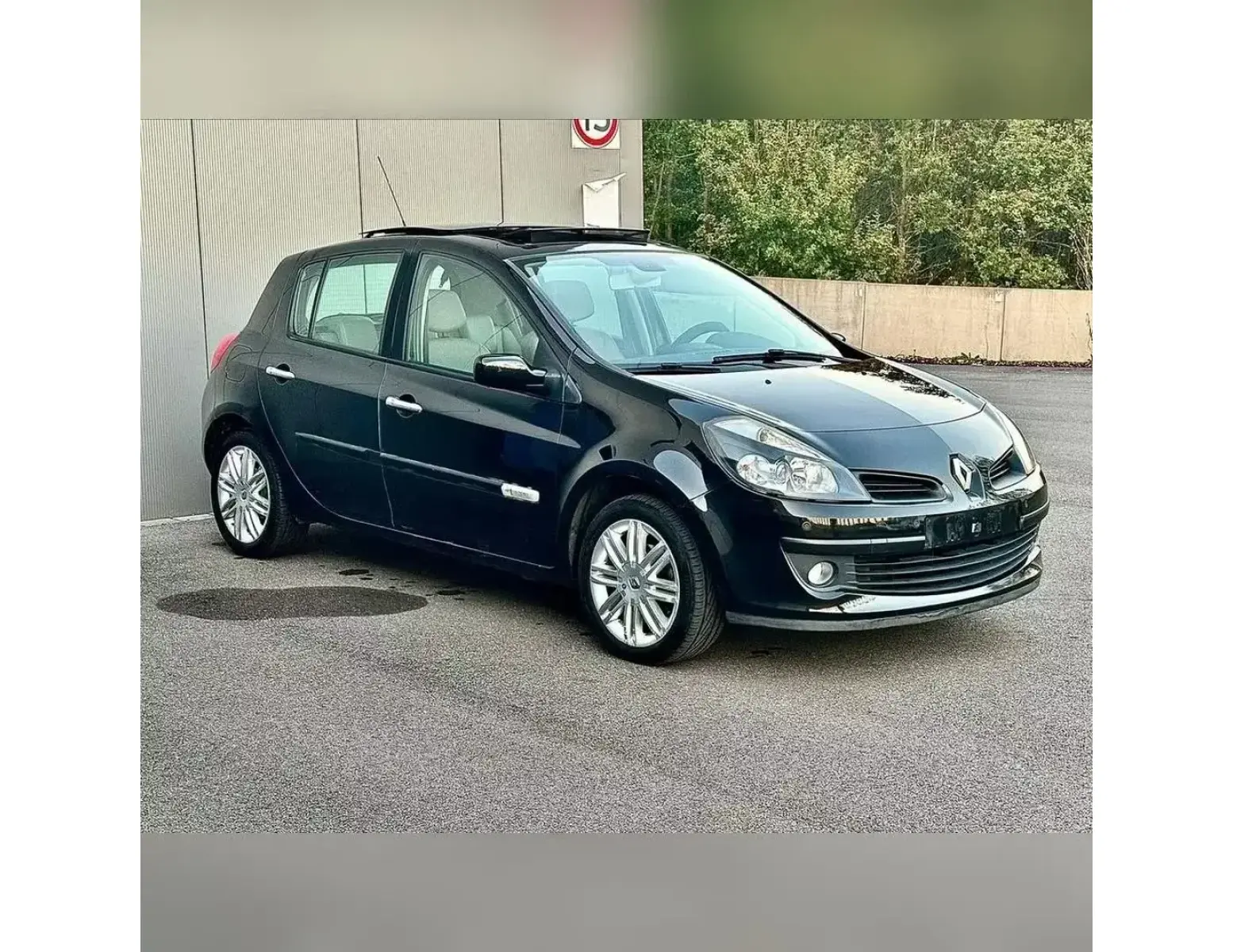 RENAULT CLIO 1.6i AUTOMAAT BENZINE PANO LEDER