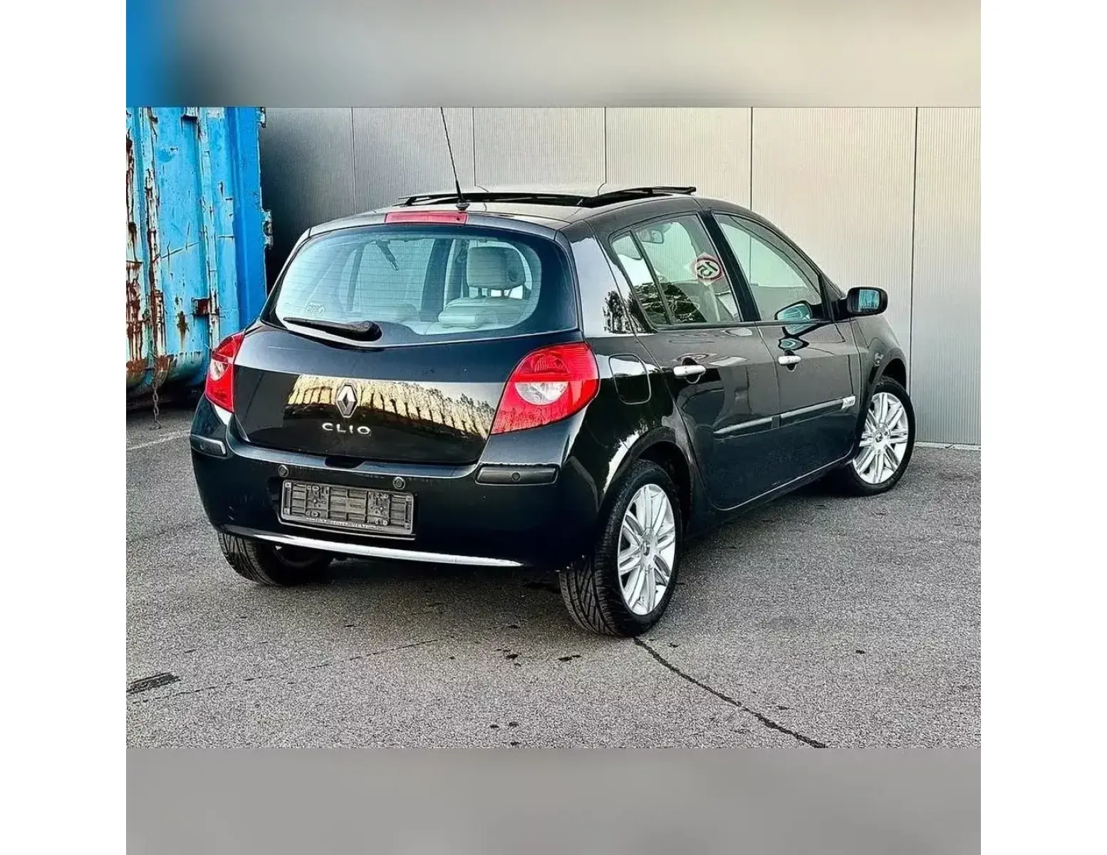 RENAULT CLIO 1.6i AUTOMAAT BENZINE PANO LEDER
