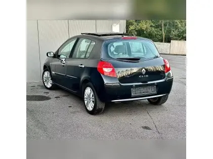 RENAULT CLIO 1.6i AUTOMAAT BENZINE PANO LEDER