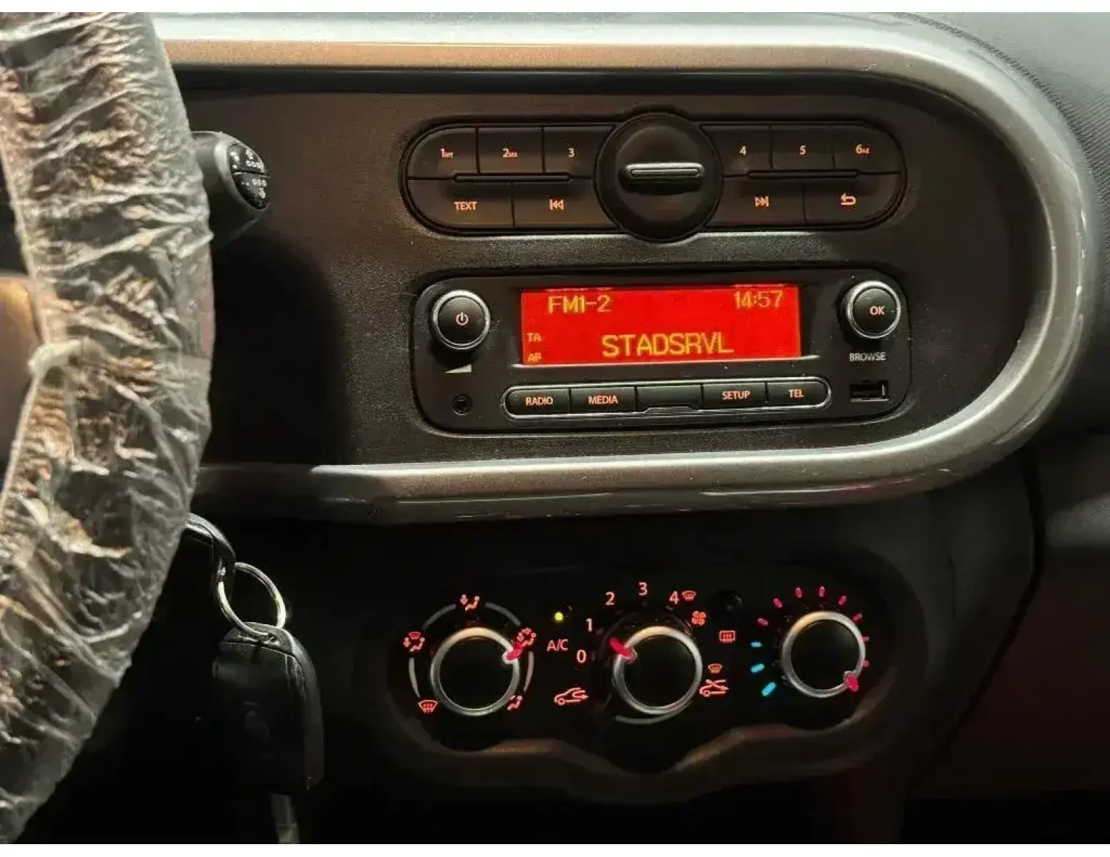 Renault Twingo 1.0i – Compact, Zuinig & Betrouwbaar!