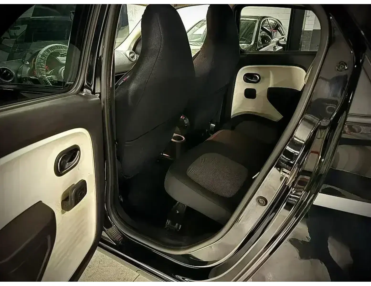 Renault Twingo 1.0i – Compact, Zuinig & Betrouwbaar!