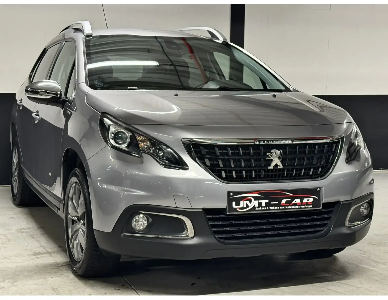 Peugeot 2008 1.2i 2018 | Grijs | Topconditie | Benzine ✅