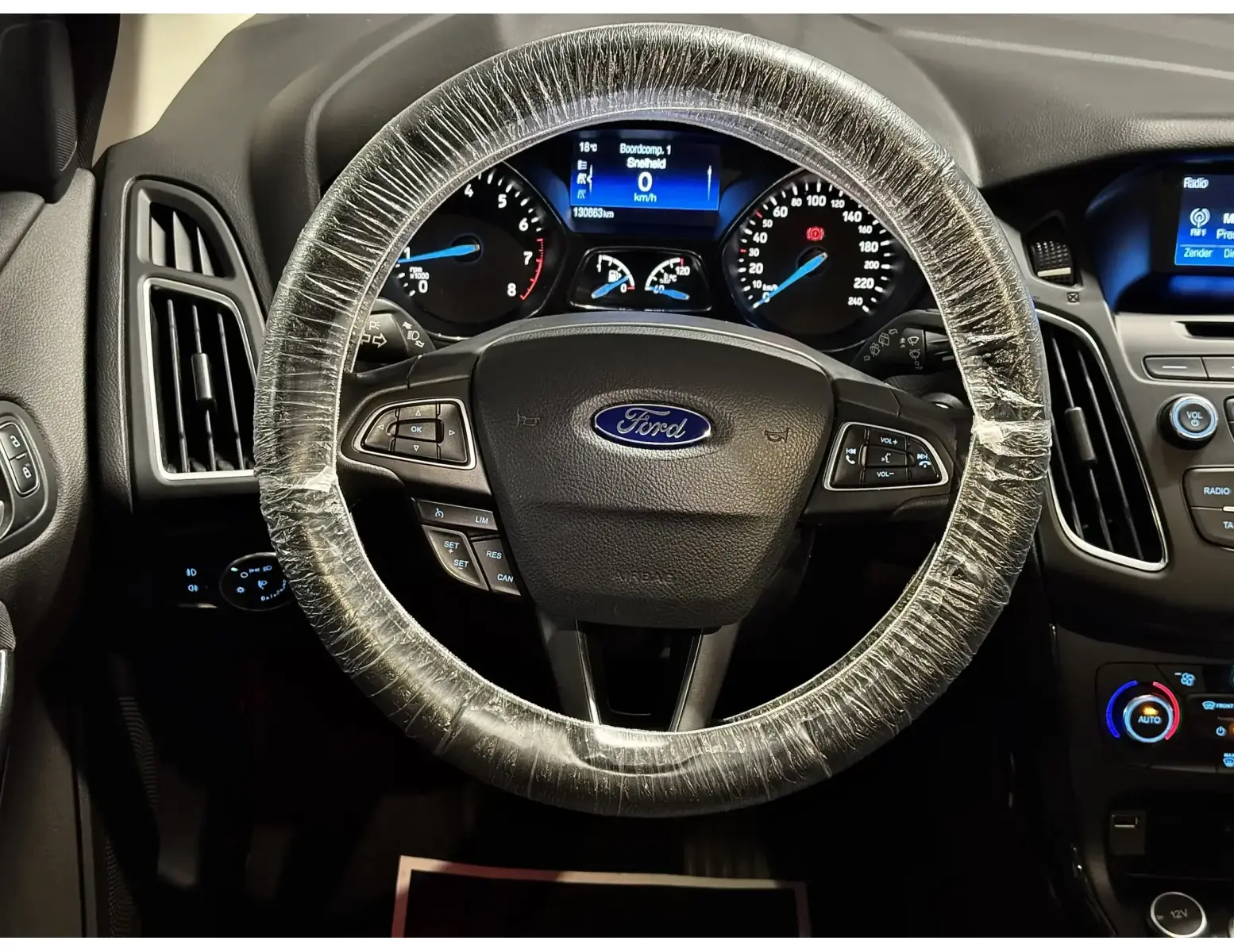 FORD FOCUS 1.0i EcoBoost | 2015 | Gekeurd & Garantie ✅