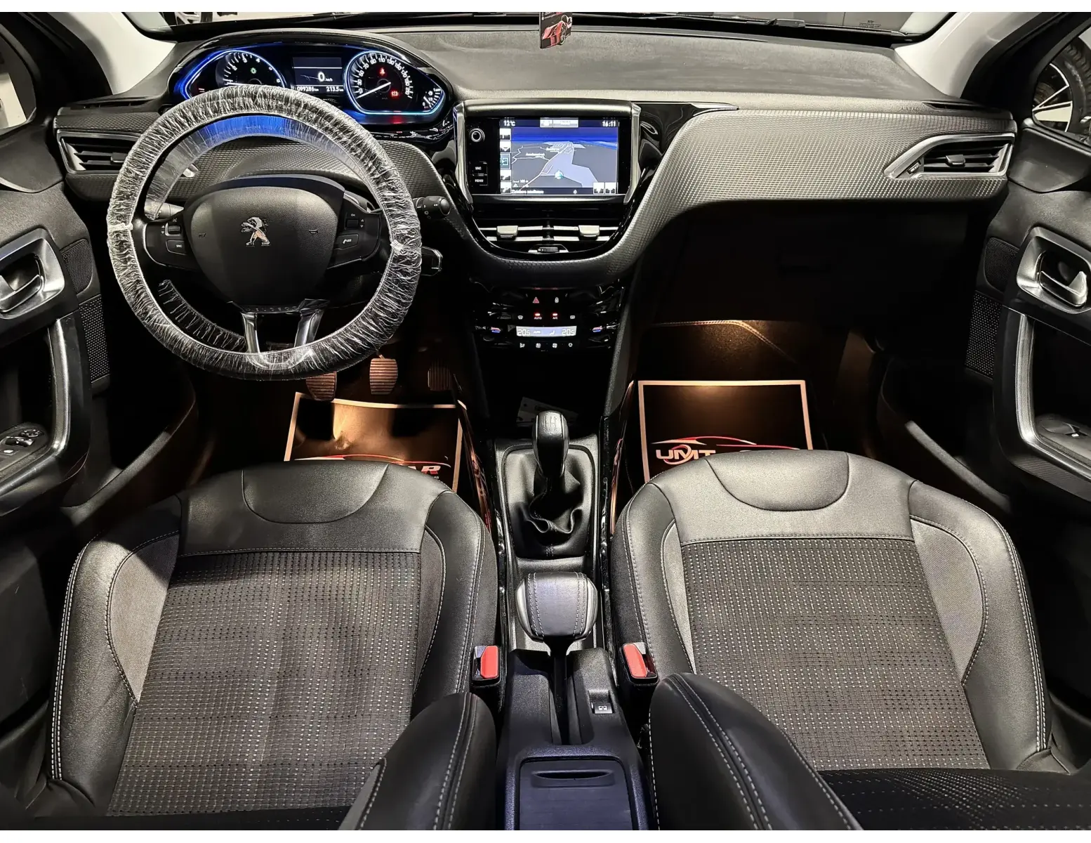PEUGEOT 2008 1.2 PURETECH | 98.000 KM | Pano Dak | 2017