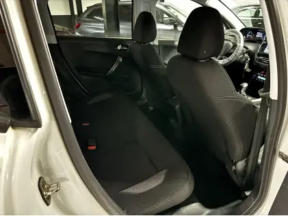 Peugeot 2008 PureTech 2017 | 80.000 km | Zeer Net! ✅