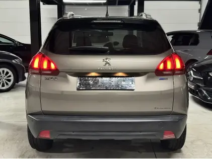 Zeldzame Beige Peugeot 2008 | 1.2i PureTech | 2017 ✅