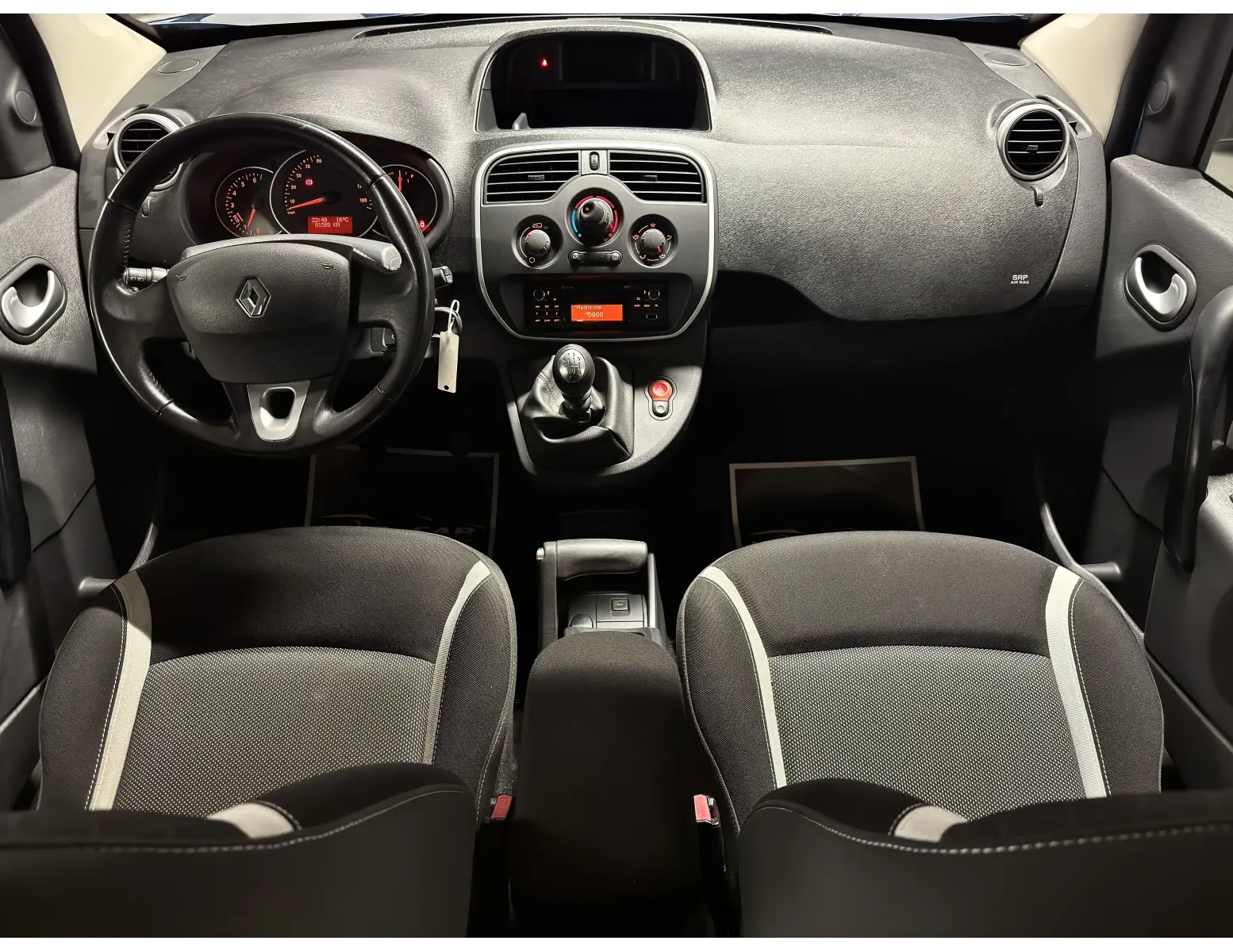 Renault Kangoo 1.2 Benzine | 80.000km | 1 Jaar Garantie ✅